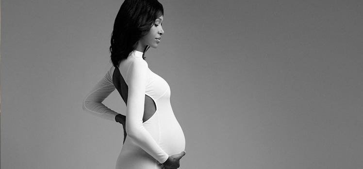 Artistic Lighting For Maternity Portraiture